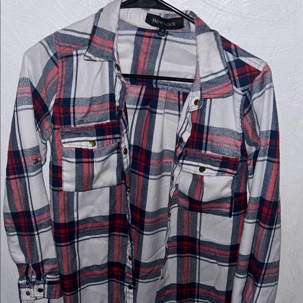 New Look Plaid Button-Up Shirt